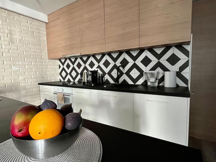 Smart Apartment Ogrodowa Варшава Екстер'єр фото